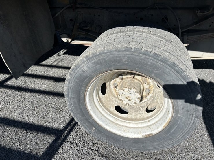 2003-ford-f550-xl-sd-image-11