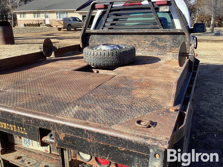 2005-dodge-ram-3500-image-17