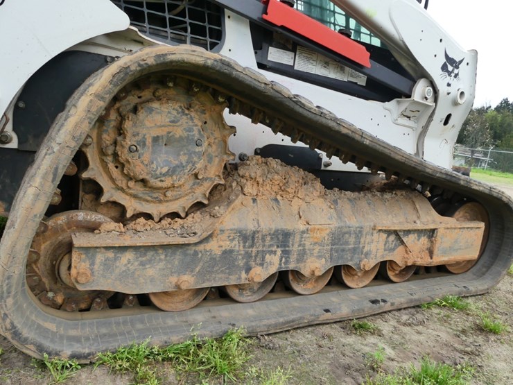 2021-bobcat-t770-image-6