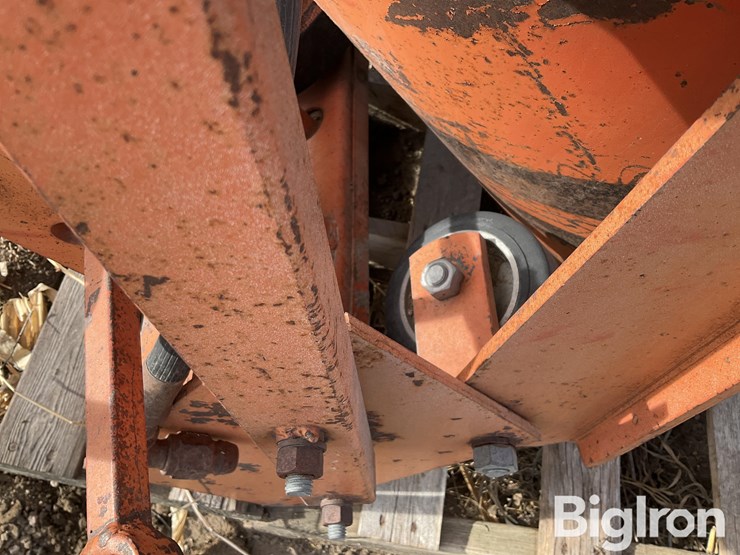 big-red-cement-mixer-image-14