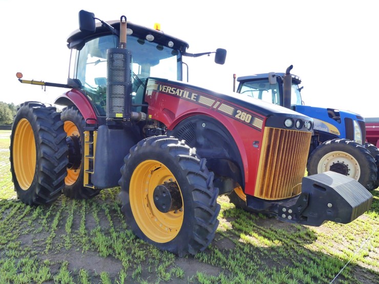 2017-versatile-260-image-2