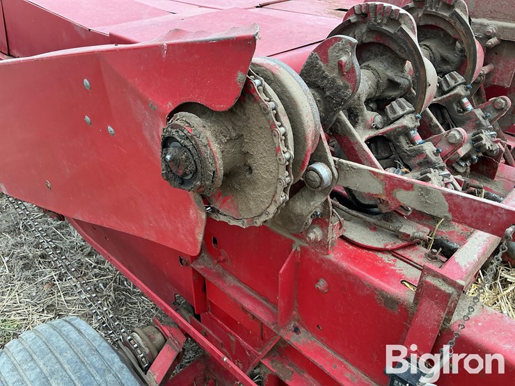 new-holland-273-image-19