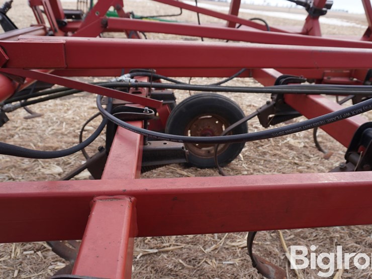 case-ih-4800-image-12