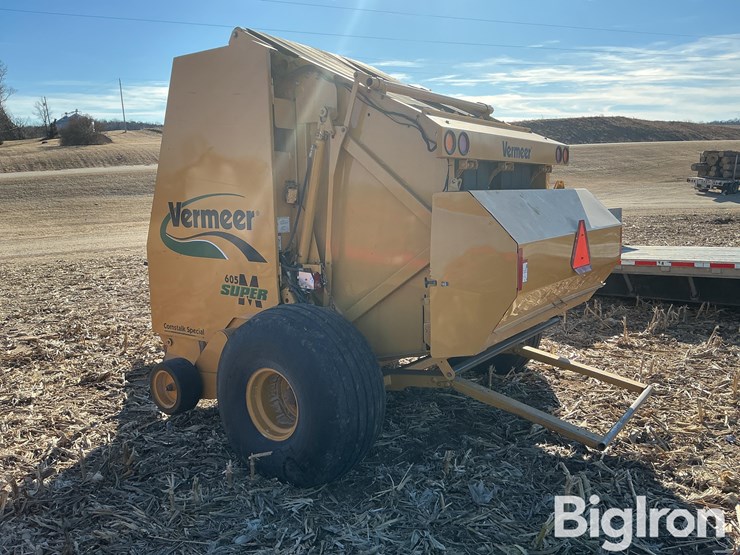 2012-vermeer-605-image-7