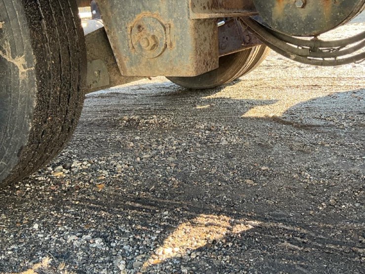 2007-unknown-trailer-image-37