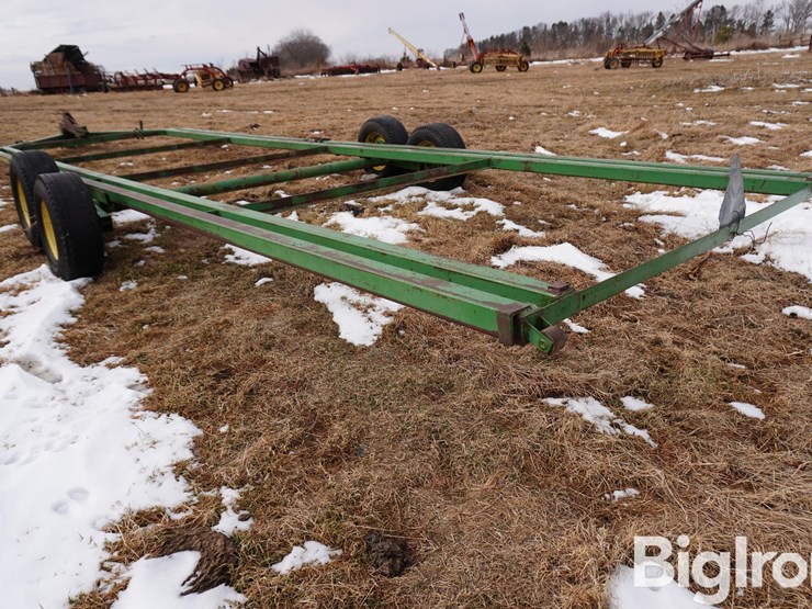 john-deere-32-image-7