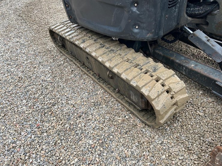 2021-bobcat-e35-image-11