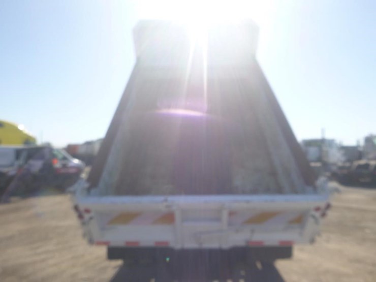 2013-ford-f550-image-8