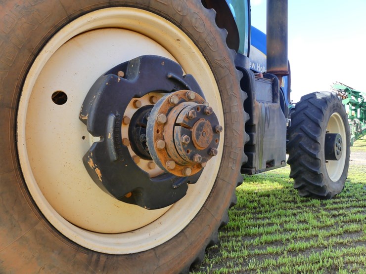 2010-new-holland-t8020-image-8