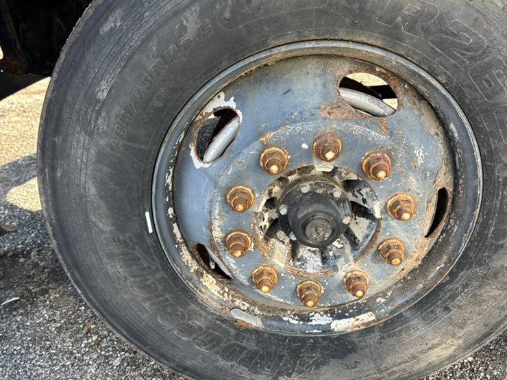 2006-caterpillar-c11-image-13