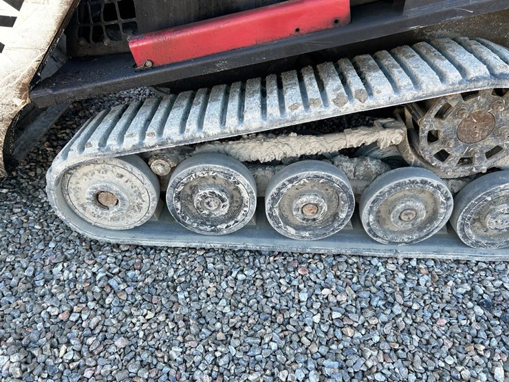 terex-ro70t-skid-steer-loader-image-17