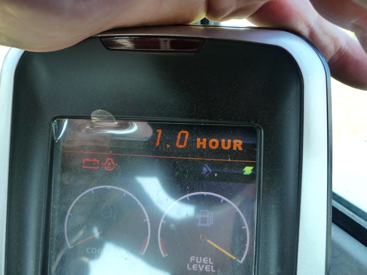 2014-bobcat-e63-image-15