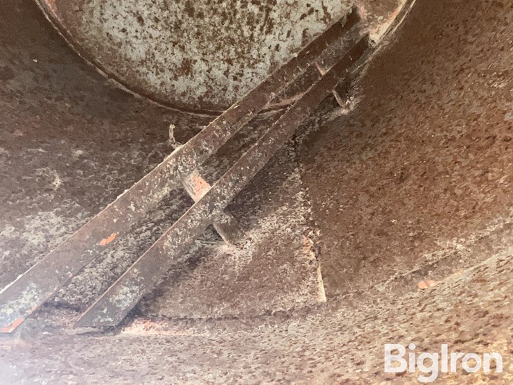 big-red-cement-mixer-image-17