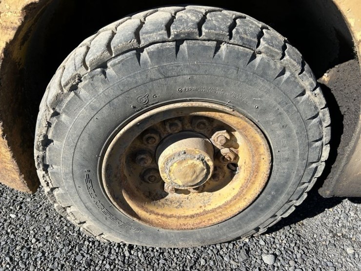 hyster-forklift-image-13