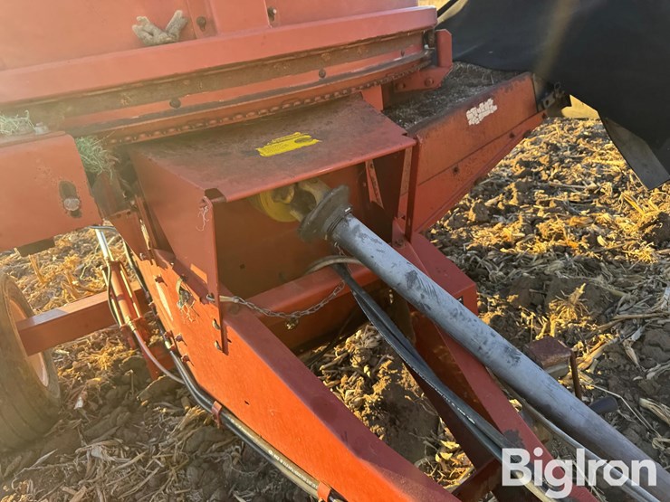 hesston-bp25-image-12