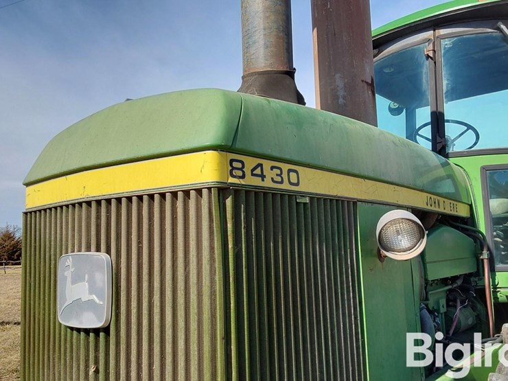 1978-john-deere-8430-image-11