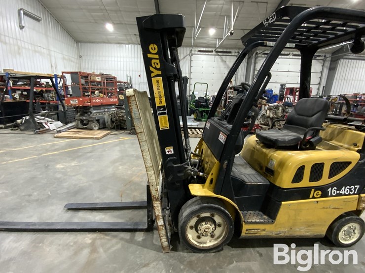 massey-ferguson-730-image-17