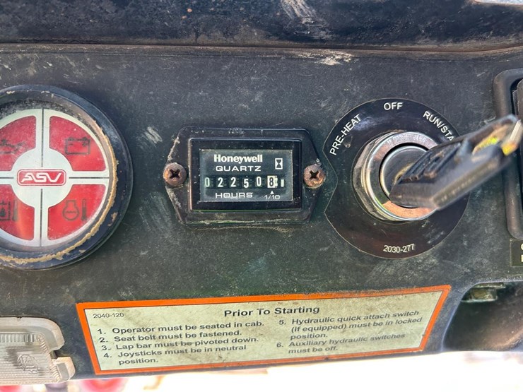 terex-ro70t-skid-steer-loader-image-23