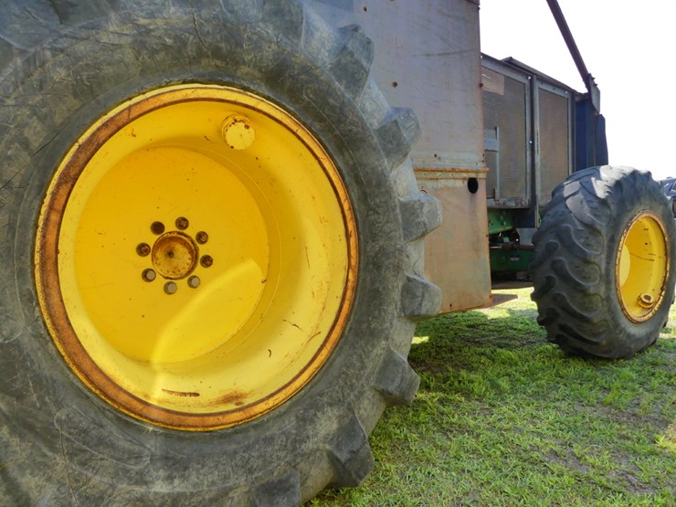 john-deere-7230-image-9