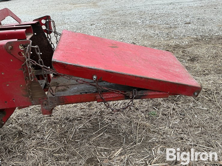 new-holland-273-image-9