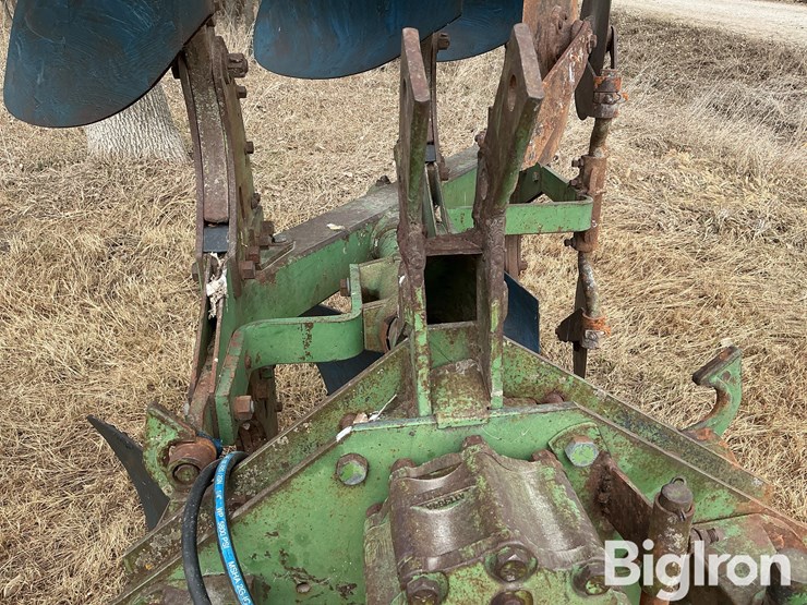 john-deere-316-image-12