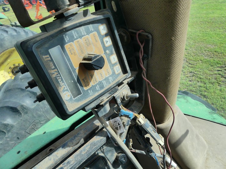 john-deere-8400-image-15