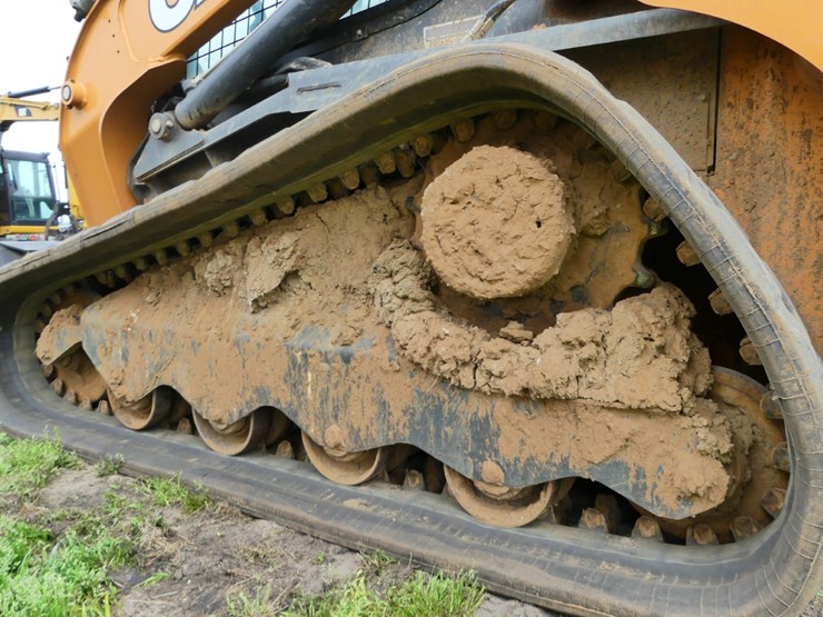 2021-case-tv450b-image-5