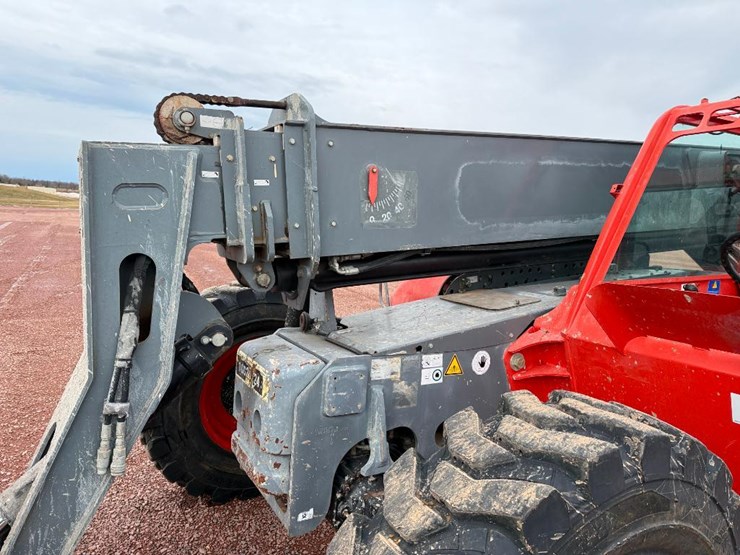 2018-skyjack-sj643th-image-31