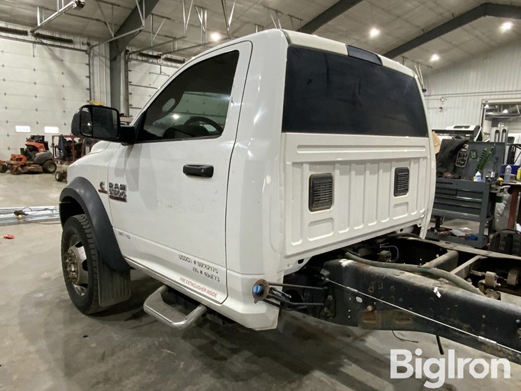 2013-massey-ferguson-730-image-14