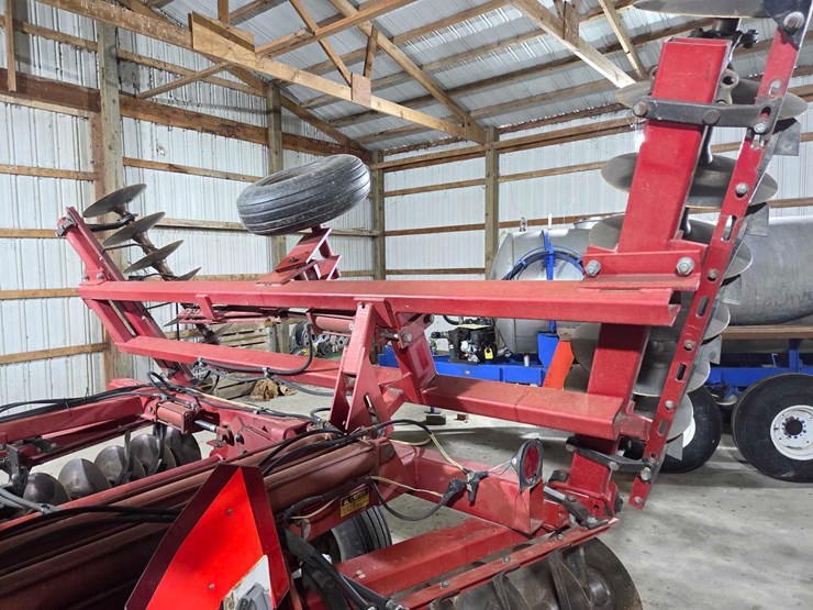 case-ih-3900-image-40