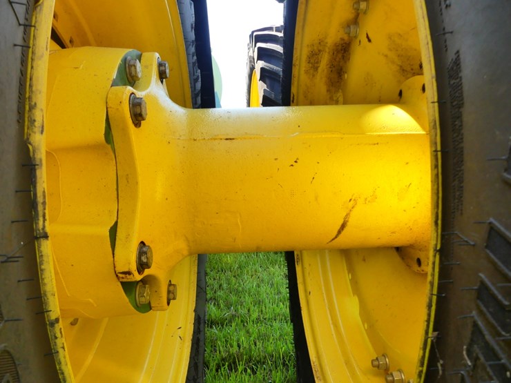 john-deere-8r-310-image-11