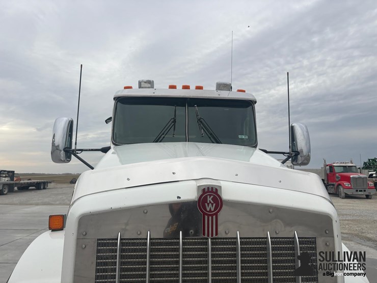 2009-kenworth-t800-image-9