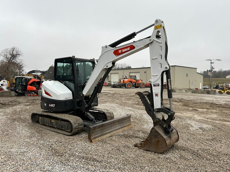 2023-bobcat-e60-image-6