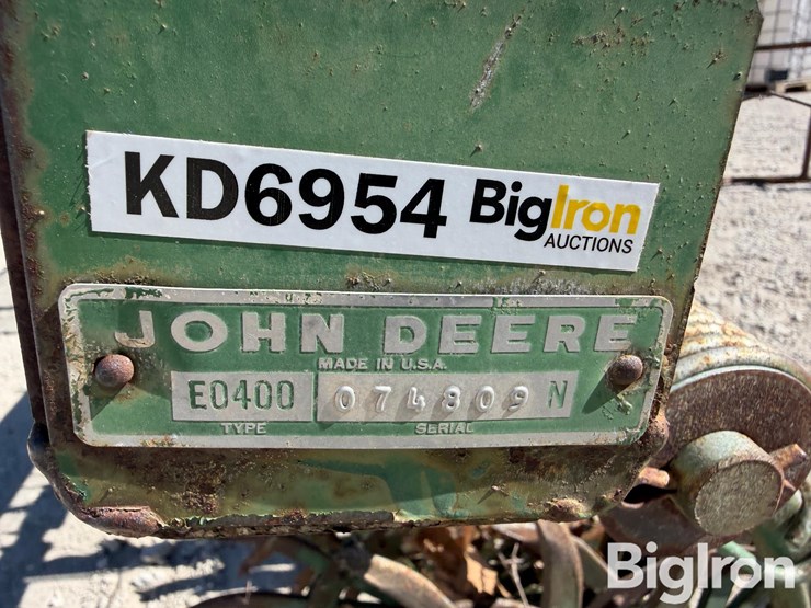 john-deere-400-image-19