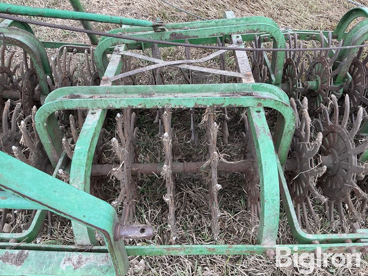 john-deere-pull-type-rotary-hoe-image-13