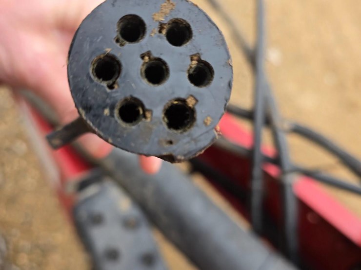 2009-case-ih-rb564-image-12