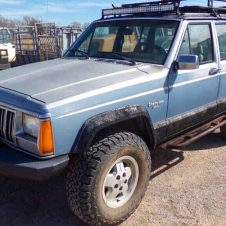 1989 JEEP CHEROKEE