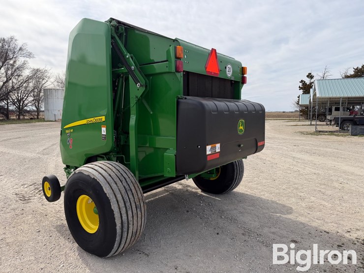 2023-john-deere-560m-image-7