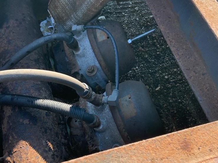 2007-unknown-trailer-image-35