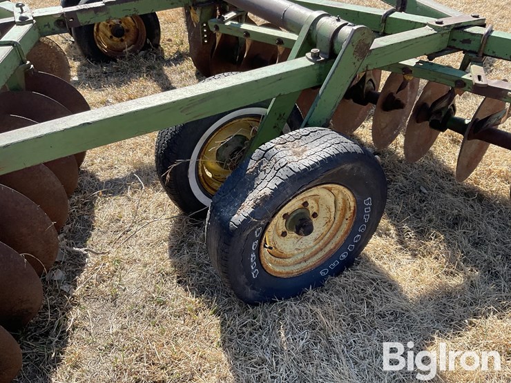 john-deere-17-image-20