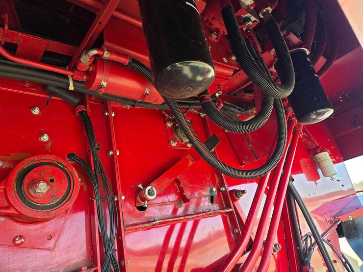 case-ih-1644-image-29
