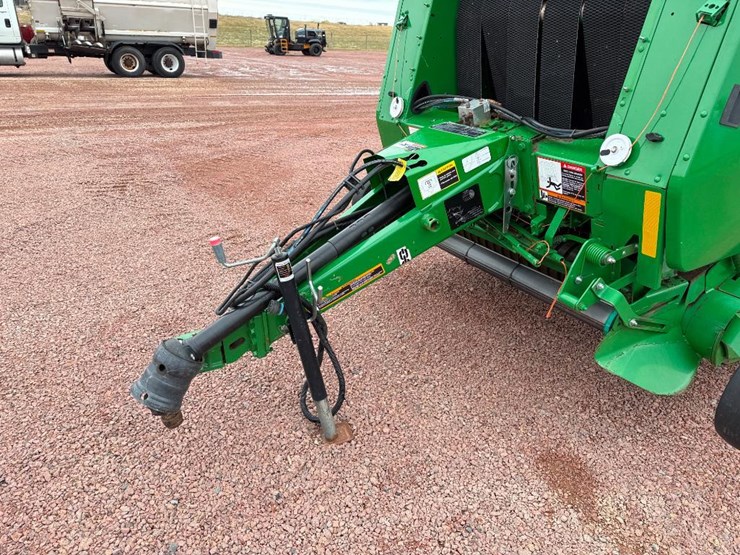 2020-john-deere-450m-image-17