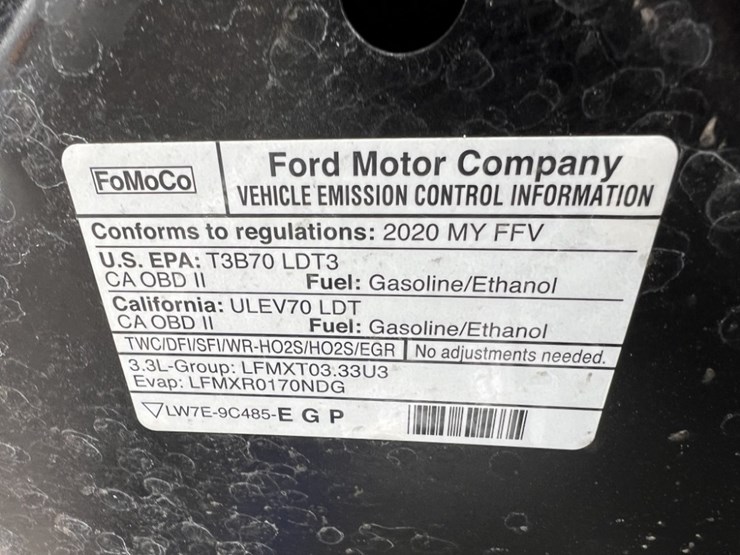 2020-ford-explorer-image-13