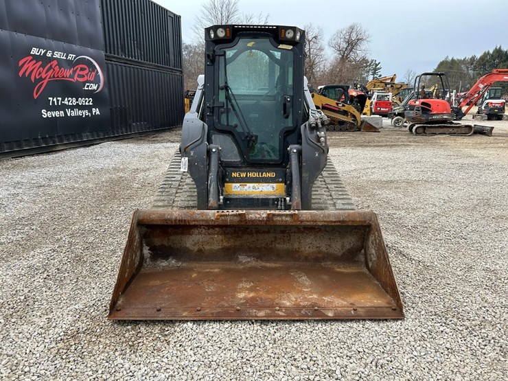 2020-new-holland-c332-image-7