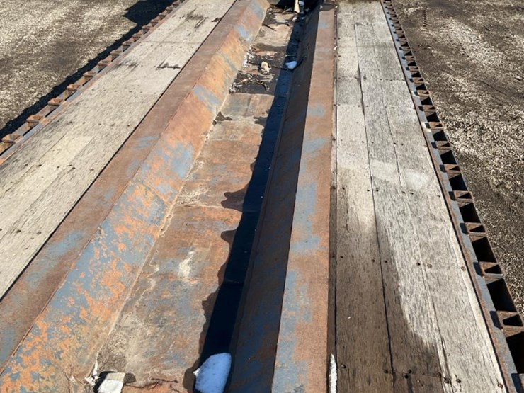 2007-unknown-trailer-image-12