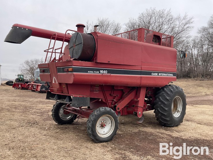 1991-case-ih-1640-image-5