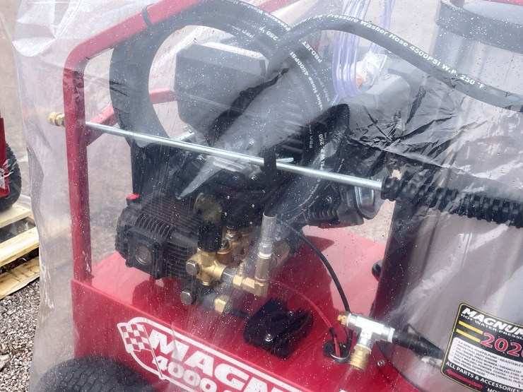 #4301-•-unused-hot-water-pressure-washer-image-6