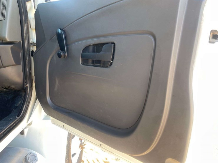 2013-international-durastar-4300-image-14