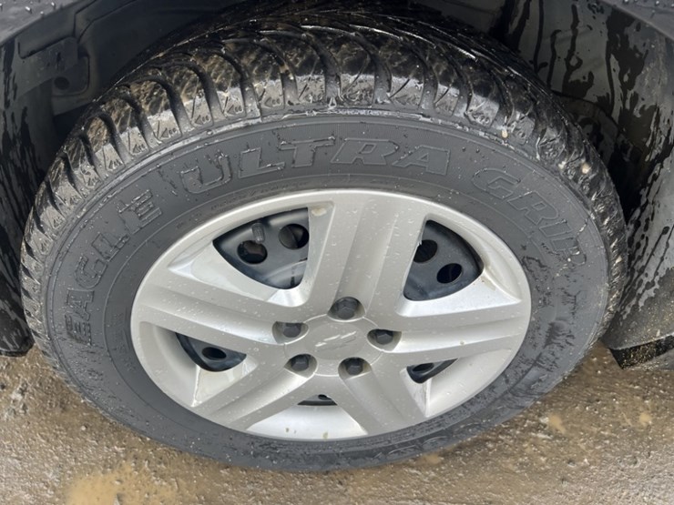 2011-chevrolet-impala-sedan-image-15