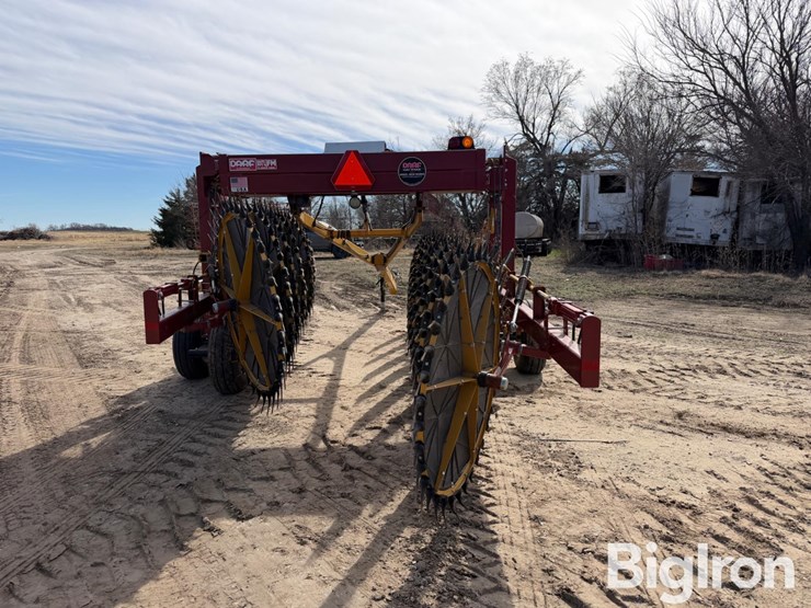 2023-darf-1017lfmwac-17-wheel-hay-rake-image-6